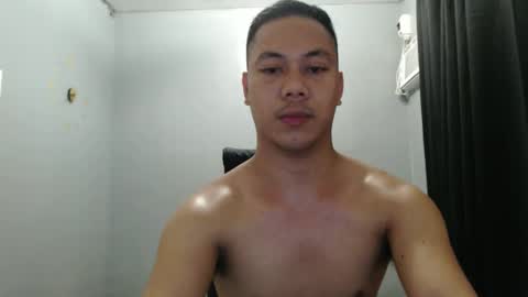 Snapshot of hottie_kyle69 chatting on May 31, 2026, 7:26 am hottie_kyle69 online show from May 31, 2026, 7:26 am