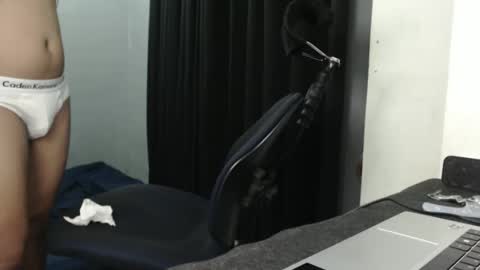 Snapshot of hottie_kyle69 chatting on June 3, 2026, 2:14 am hottie_kyle69 online show from June 3, 2026, 2:14 am