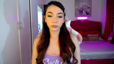 Snapshot of hottie_lexie chatting on December 16, 2024, 7:15 am LEXIE- dont forget to give me thumbs up online show from December 16, 2024, 7:15 am