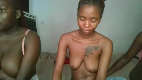 hottie_mistie online show from April 24, 2026, 12:40 pm