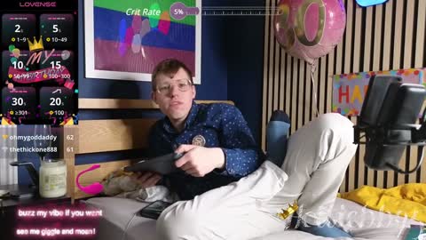 Snapshot of hottiebb95 chatting on February 2, 2025, 3:54 am Roberts stones online show from February 2, 2025, 3:54 am