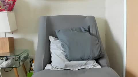 Jane online show from March 7, 2025, 7:41 am