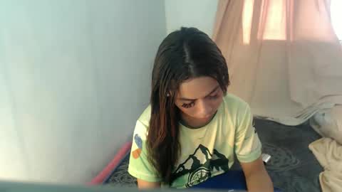 N I C A online show from February 21, 2025, 5:13 am