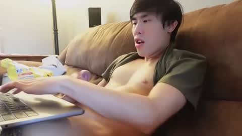 Snapshot of hottiewithabody101 chatting on September 16, 2025, 10:27 am hottiewithabody101 online show from September 16, 2025, 10:27 am