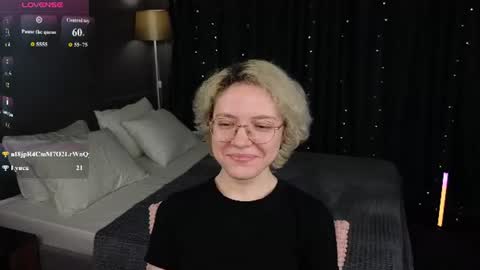 Snapshot of hottokori chatting on July 7, 2026, 7:23 am Kori online show from July 7, 2026, 7:23 am