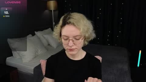 Snapshot of hottokori chatting on July 13, 2026, 5:32 am Kori online show from July 13, 2026, 5:32 am