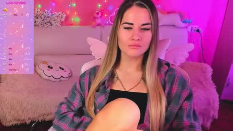 Ivanna and Jessica online show from March 15, 2026, 6:08 am