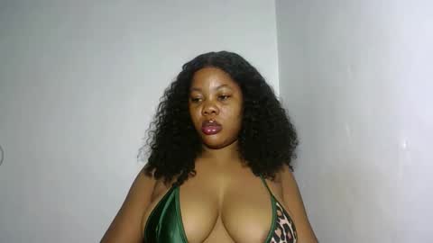 hotty_lora889 online show from February 22, 2026, 8:02 am