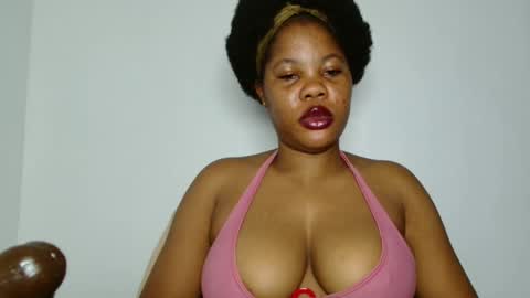 hotty_lora889 online show from April 23, 2026, 9:19 am