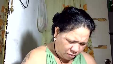 Snapshot of hottycrissy4u chatting on May 24, 2026, 10:37 pm hottycrissy4u online show from May 24, 2026, 10:37 pm