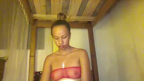 HottyFGirl online show from February 25, 2025, 5:47 pm