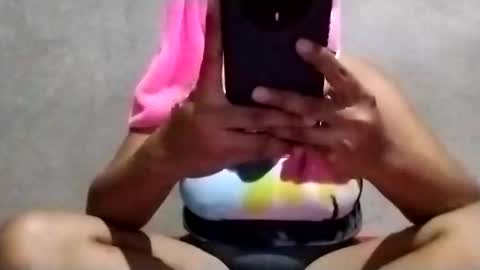 Snapshot of hottymollychixx chatting on December 19, 2025, 10:33 am hottymollychixx online show from December 19, 2025, 10:33 am