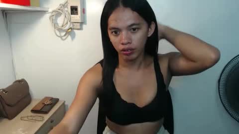 Valentina3 online show from May 10, 2026, 11:04 am