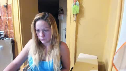 HotVicky26 online show from November 3, 2025, 9:05 pm