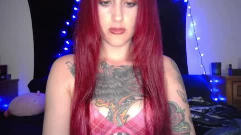 Snapshot of hotwetfreak chatting on April 3, 2026, 4:10 am Lili Vixen online show from April 3, 2026, 4:10 am