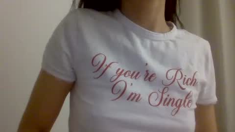 Hotwixx online show from January 7, 2025, 11:35 pm