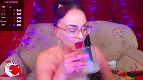 Snapshot of hotzlata chatting on February 12, 2025, 6:19 am Hotzlata online show from February 12, 2025, 6:19 am