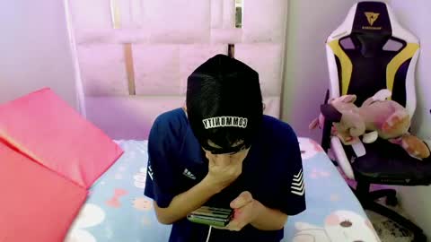 Snapshot of houston_bby_ chatting on March 6, 2026, 11:23 pm HOUSTON online show from March 6, 2026, 11:23 pm