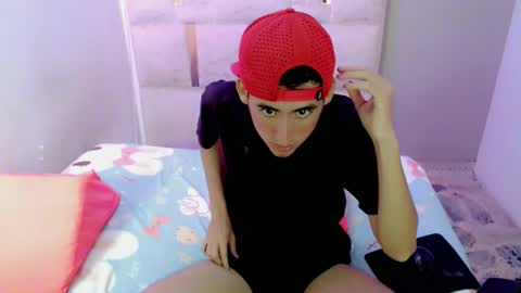 Snapshot of houston_bby_ chatting on March 7, 2026, 11:35 pm HOUSTON online show from March 7, 2026, 11:35 pm