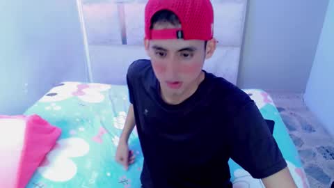 Snapshot of houston_bby_ chatting on March 8, 2026, 2:04 am HOUSTON online show from March 8, 2026, 2:04 am