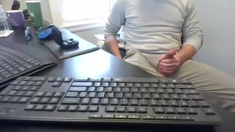 Snapshot of hoverday chatting on March 5, 2026, 7:54 pm hoverday online show from March 5, 2026, 7:54 pm