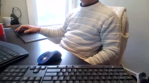 Snapshot of hoverday chatting on March 17, 2026, 12:30 pm hoverday online show from March 17, 2026, 12:30 pm