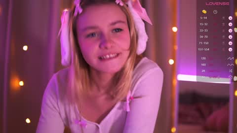 Snapshot of howimeturmum chatting on December 17, 2024, 10:44 am ash. see u on sunday online show from December 17, 2024, 10:44 am