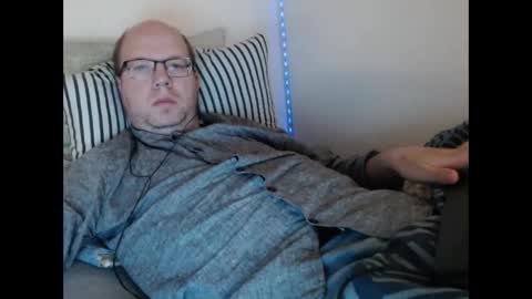 Snapshot of hoyboydkk chatting on May 6, 2026, 9:47 am Christian online show from May 6, 2026, 9:47 am