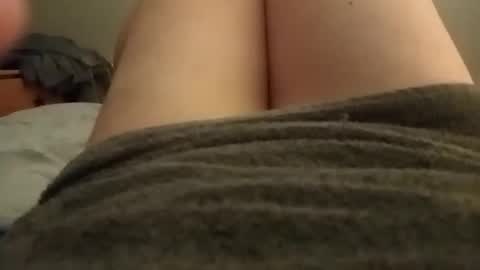 hrnybbwgurrll1993 online show from December 17, 2025, 6:58 pm