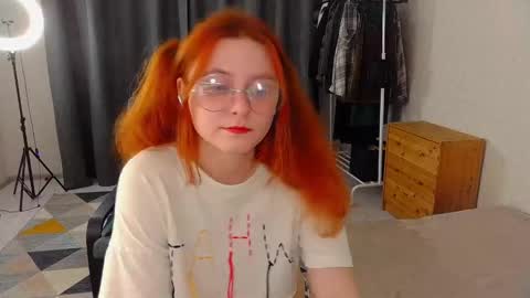 Snapshot of hua_lian chatting on January 18, 2025, 9:02 pm Alice online show from January 18, 2025, 9:02 pm