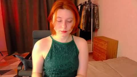 Snapshot of hua_lian chatting on February 14, 2025, 1:02 am Alice online show from February 14, 2025, 1:02 am