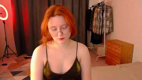 Snapshot of hua_lian chatting on February 16, 2025, 7:59 am Alice online show from February 16, 2025, 7:59 am