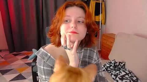 Snapshot of hua_lian chatting on February 19, 2025, 3:05 pm Alice online show from February 19, 2025, 3:05 pm