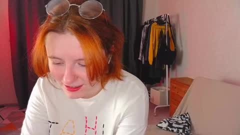 Snapshot of hua_lian chatting on February 23, 2025, 6:45 pm Alice online show from February 23, 2025, 6:45 pm