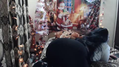 hugeassdevil online show from December 22, 2024, 2:39 am