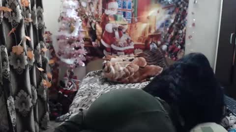 hugeassdevil online show from January 15, 2025, 6:29 pm