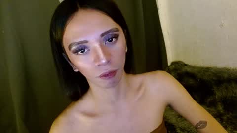 Snapshot of hugecock_caraxx chatting on December 19, 2024, 4:57 pm Cara online show from December 19, 2024, 4:57 pm