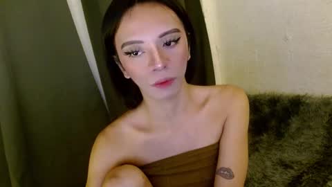 Snapshot of hugecock_caraxx chatting on January 1, 2025, 10:13 pm Cara online show from January 1, 2025, 10:13 pm