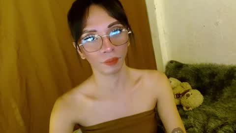 Snapshot of hugecock_caraxx chatting on January 4, 2025, 12:59 am Cara online show from January 4, 2025, 12:59 am