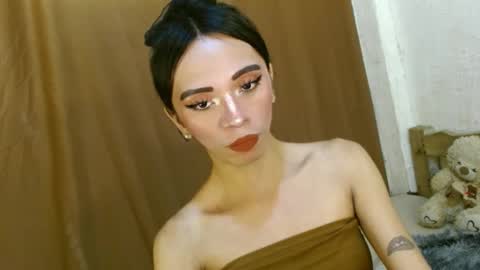 Snapshot of hugecock_caraxx chatting on January 23, 2025, 10:44 pm Cara online show from January 23, 2025, 10:44 pm