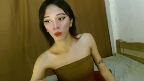 Snapshot of hugecock_caraxx chatting on February 18, 2025, 8:49 am Cara online show from February 18, 2025, 8:49 am