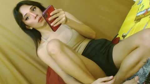 Snapshot of hugecock_caraxx chatting on March 2, 2025, 11:53 pm Cara online show from March 2, 2025, 11:53 pm