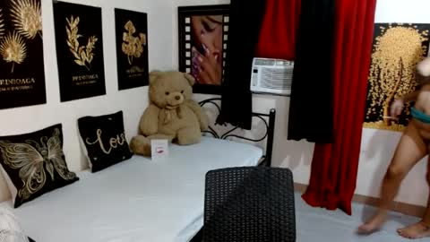 Snapshot of hugecockgoddessx chatting on July 9, 2026, 7:23 am hugecockgoddessx online show from July 9, 2026, 7:23 am