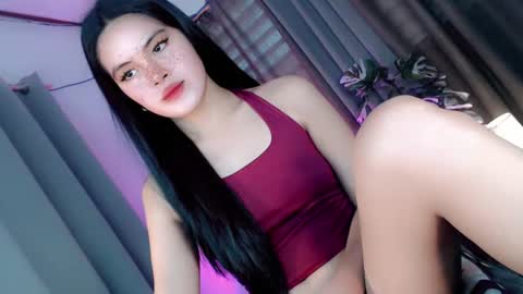 Snapshot of hugecockyanny chatting on June 14, 2026, 1:36 am Yhanie online show from June 14, 2026, 1:36 am