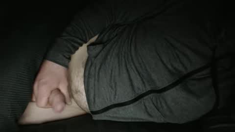 hugecumload009 online show from April 16, 2026, 6:14 am