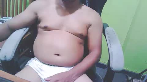 hugedguy2023 online show from March 25, 2026, 5:08 pm