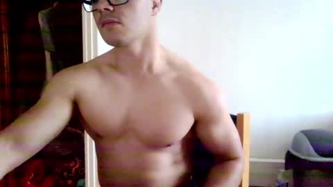 Snapshot of hughjaegg chatting on June 6, 2026, 5:06 pm hughjaegg online show from June 6, 2026, 5:06 pm