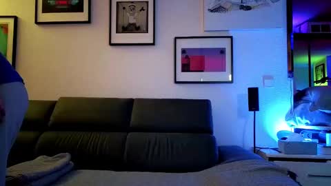 Snapshot of hugolandcam chatting on February 20, 2025, 8:58 pm Hugo online show from February 20, 2025, 8:58 pm