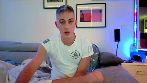 Snapshot of hugolandcam chatting on November 3, 2025, 10:21 pm Hugo online show from November 3, 2025, 10:21 pm