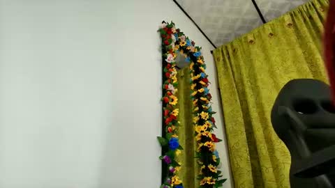 Snapshot of huila97 chatting on June 15, 2026, 10:56 pm elecktra12 online show from June 15, 2026, 10:56 pm